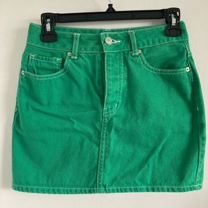 Forever 21 green mini skirt